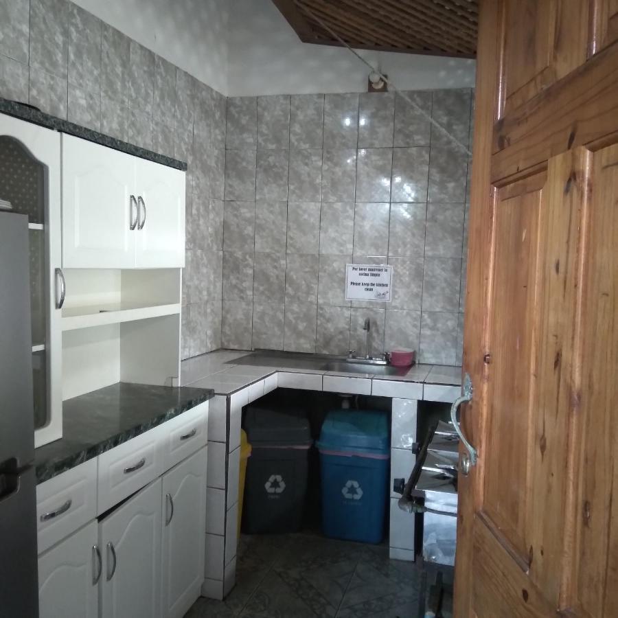 Cabinas Smith Cahuita Extérieur photo