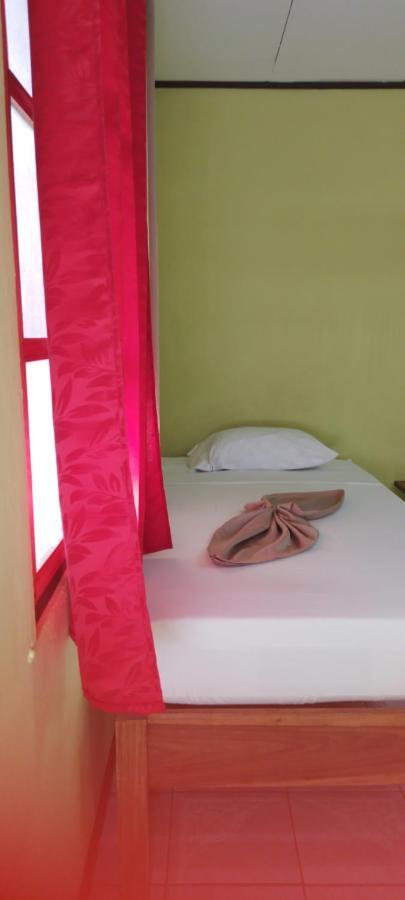 Cabinas Smith Cahuita Extérieur photo