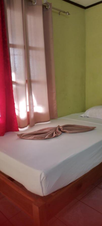 Cabinas Smith Cahuita Extérieur photo