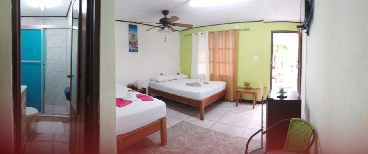 Cabinas Smith Cahuita Extérieur photo