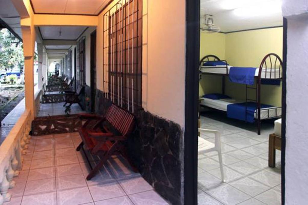 Cabinas Smith Cahuita Extérieur photo